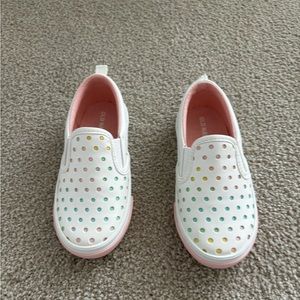 New Toddler Old Navy Unisex Perforated Slip-on Sneakers - Size 10